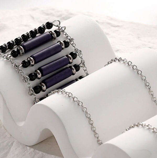 Elegant Wave Jewelry Display Stand