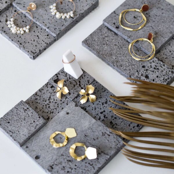 Natural Coral Stone Jewelry Display Stand - Handcrafted Minimalist Organizer Collection